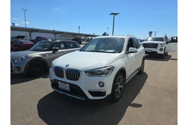 $13900 : BMW X1 2016 AWD xDrive28i 4d image 3