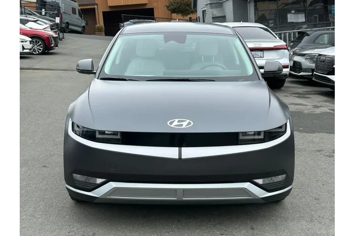 $26200 : 2023 IONIQ 5 SEL RWD image 2