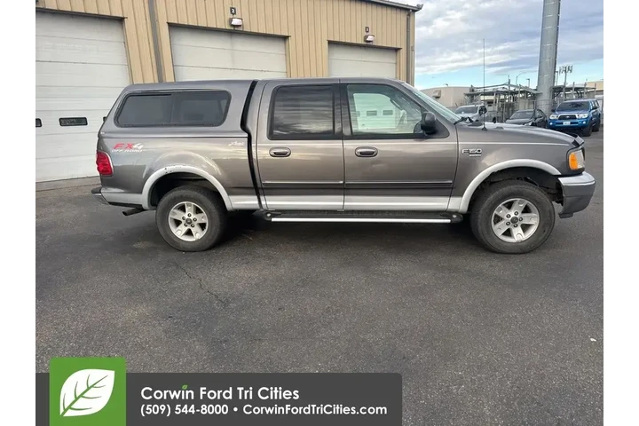 $11989 : Ford F-150 2002 4dr SuperCre image 9