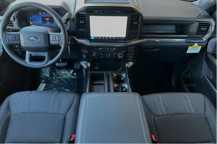 $39900 : Ford F-150 2024 4x2 STX 4dr image 8