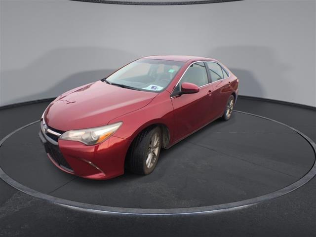 $17000 : PRE-OWNED 2017 TOYOTA CAMRY SE image 4