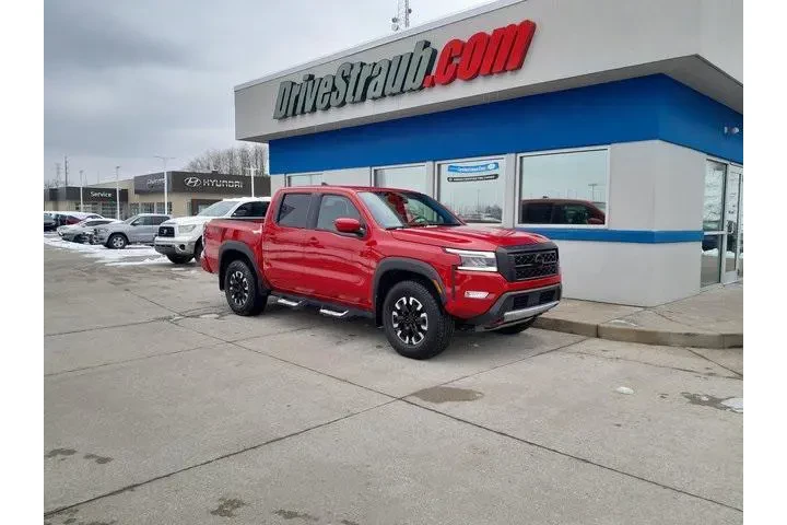 $36458 : Nissan Frontier 2024 4x4 PRO image 2