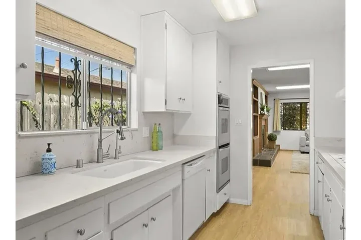 $2200 : HOUSE FOR RENT IN SAN DIEGO CA image 9