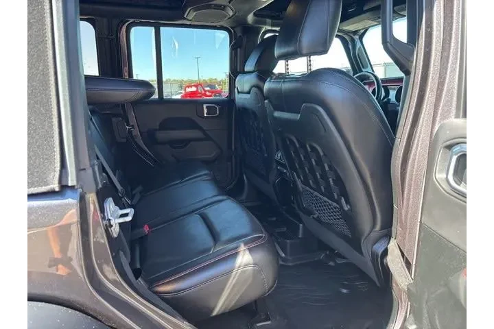 $32429 : Jeep Wrangler Unlimited 2020 image 10