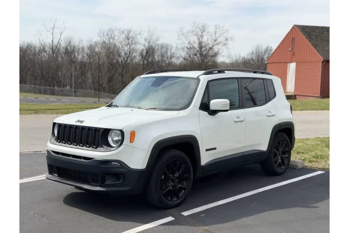 $8999 : 2018 Renegade Latitude image 1
