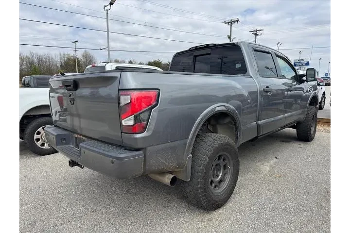 $28349 : Nissan Titan XD 2017 4x4 S 4 image 6