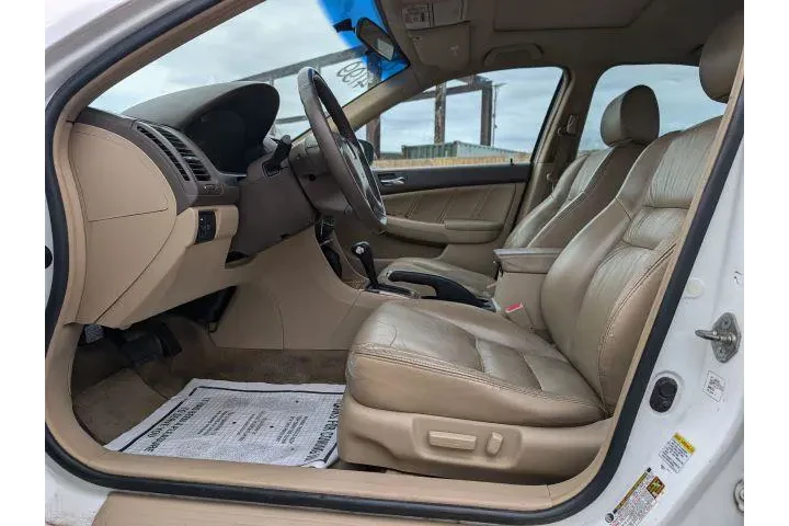 $4199 : Honda Accord 2005 EX V-6 4dr image 5