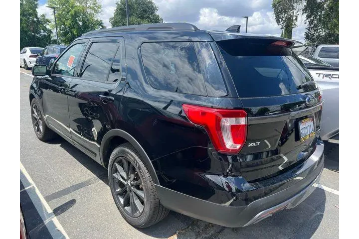 $18988 : Ford Explorer 2017 XLT 4dr S image 4