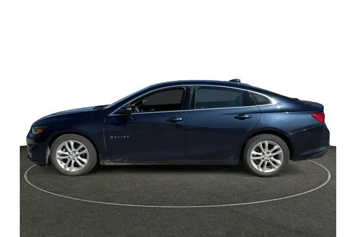 $12854 : Chevrolet Malibu 2017 LT 4dr image 2