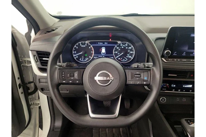 $20998 : Nissan Rogue 2023 SV 4dr Cro image 10