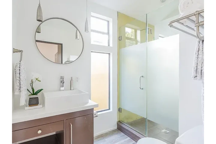 $550 : HOUSE FOR RENT image 2