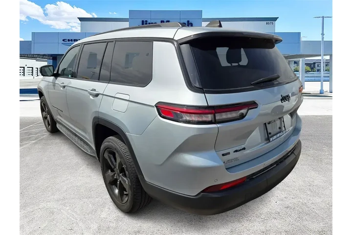 $30488 : Jeep Grand Cherokee L 2023 4 image 4