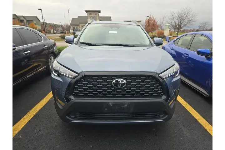 $25991 : Toyota Corolla Cross 2023 AW image 2