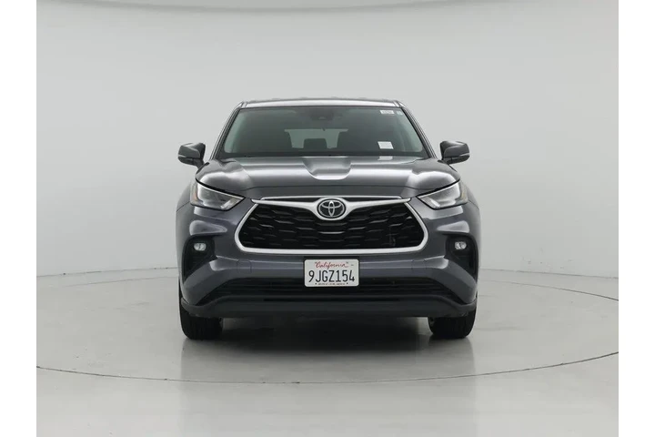 $30998 : Toyota Highlander 2024 LE 4d image 5