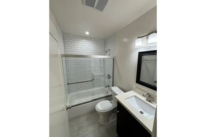 $1100 : APT EN LOS ANGELES CON PARKING image 5