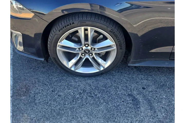 $18000 : Ford Mustang 2021 EcoBoost P image 3