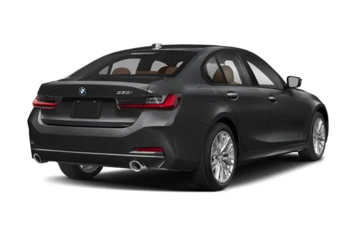 $33943 : BMW 3 Series 2023 AWD 330i x image 3