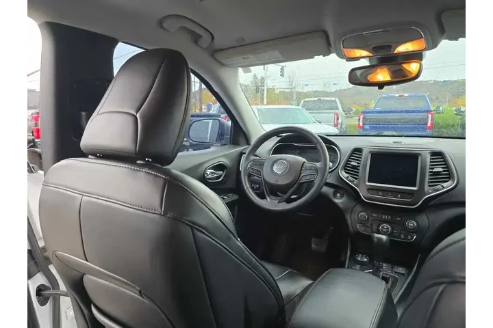 $20990 : Jeep Cherokee 2021 4x4 Trail image 10