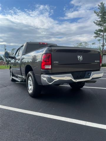 $15995 : 2014 RAM 1500 SLT Quad Cab 4WD image 8