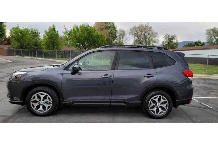 $25500 : 2024 Forester Premium image 6
