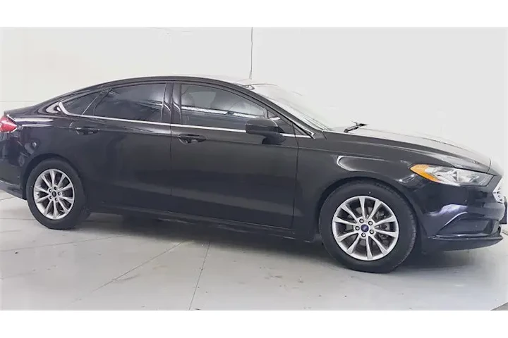 2015 Escape SE 4WD image 4