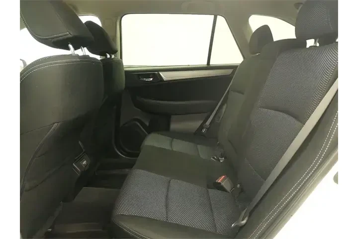 $13976 : Subaru Outback 2018 AWD 2.5i image 10