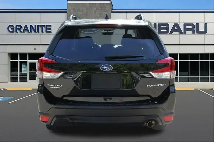 $17490 : Subaru Forester 2020 AWD Lim image 8