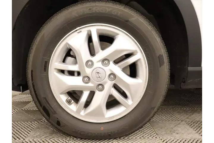 $19246 : Hyundai VENUE 2025 SE 4dr Cr image 6