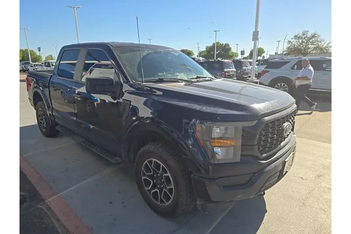 $30595 : Ford F-150 2023 4x4 XL 4dr S image 4