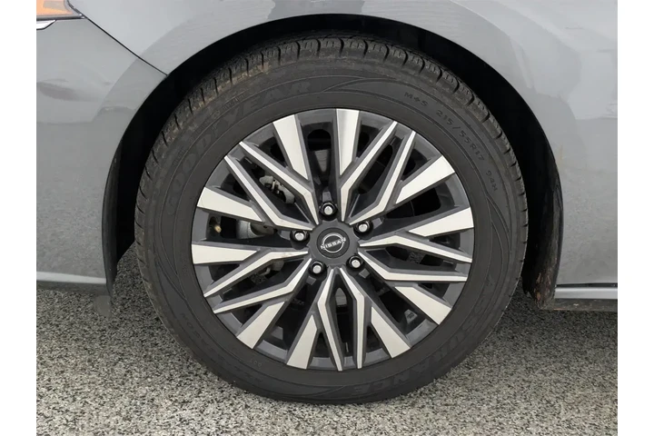 $21897 : Nissan Altima 2024 2.5 SV 4d image 10