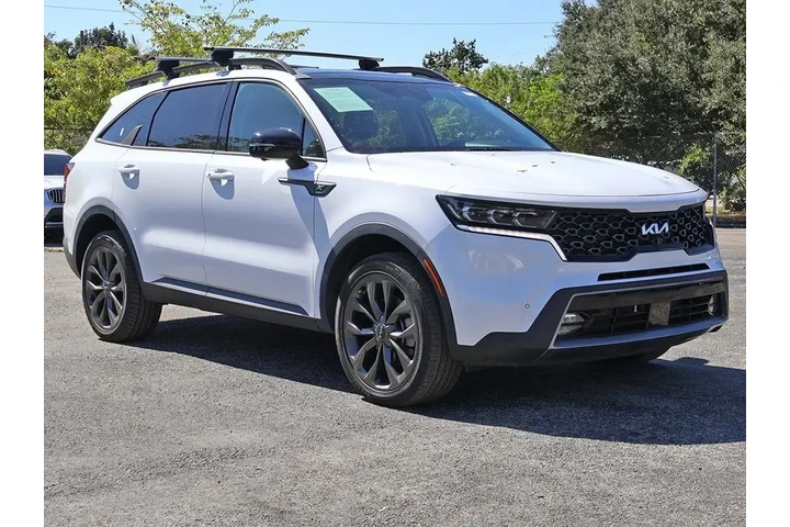 $28990 : Kia Sorento 2022 AWD SX 4dr image 2