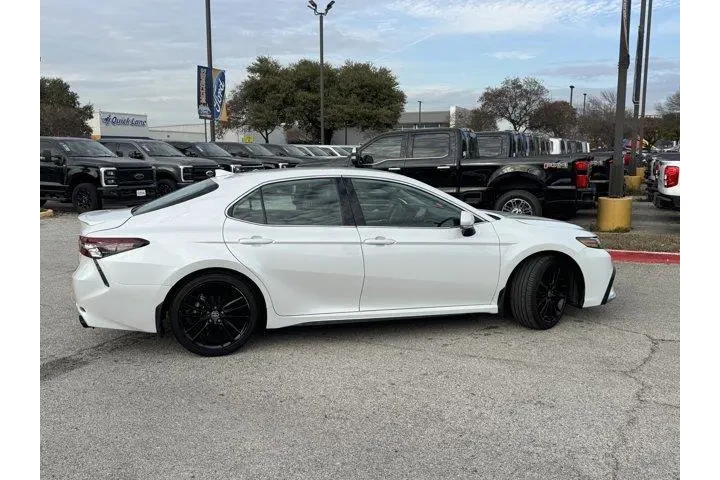 $29854 : Toyota Camry 2024 XSE 4dr Se image 4