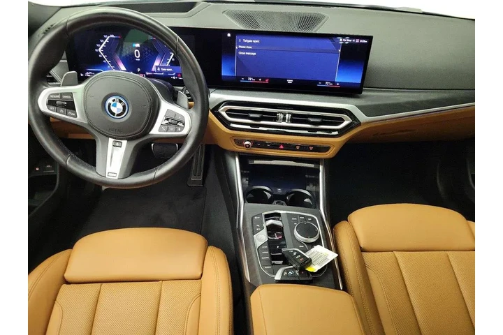 $36998 : BMW 3 Series 2023 330e 4dr S image 9