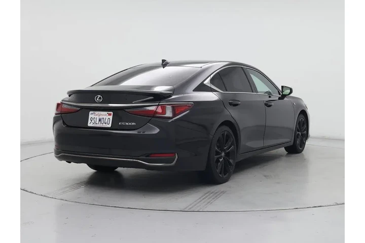 $36998 : Lexus ES 300h 2023 F SPORT H image 8