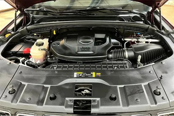 $28490 : Jeep Grand Cherokee L 2021 4 image 10