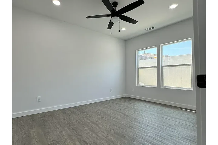$800 : Lakewood Beauty featuring 2 image 2