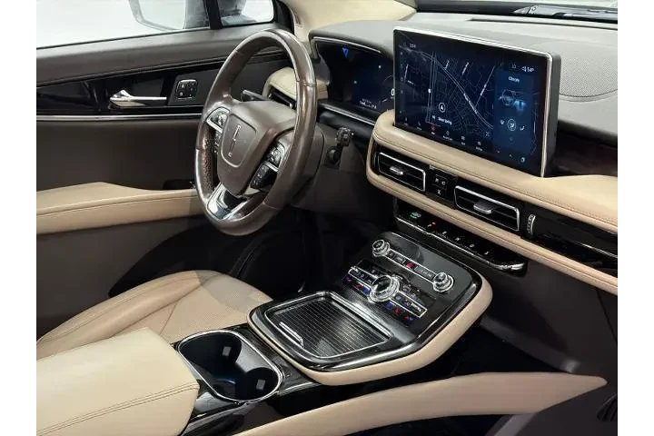 $34500 : Lincoln Nautilus 2022 AWD Re image 9