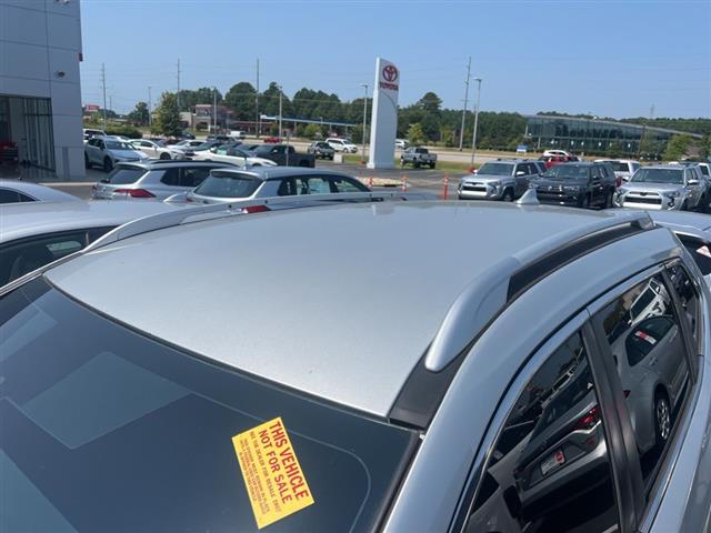 $15690 : PRE-OWNED 2019 NISSAN ROGUE SV image 10