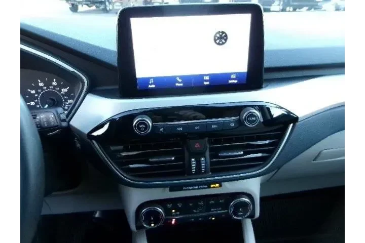 $22823 : Ford Escape 2022 AWD SE 4dr image 9