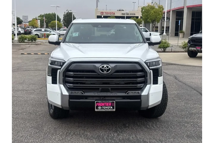$44190 : Toyota Tundra 2022 4x4 Limit image 2