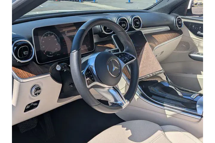 $39328 : Mercedes-Benz C-Class 2024 C image 10