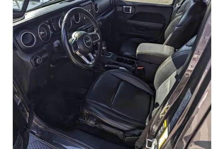 $31999 : Jeep Gladiator 2021 4x4 Over image 10