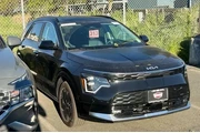 $30990 : Kia Niro EV 2025 Wave 4dr Cr thumbnail