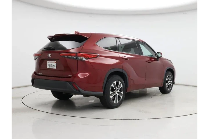 $32998 : Toyota Highlander 2022 XLE 4 image 8