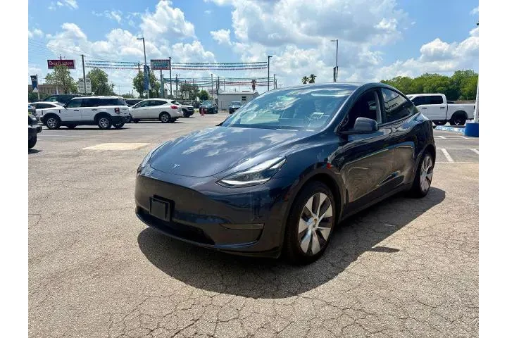 $30773 : Tesla Model Y 2024 AWD Long image 7