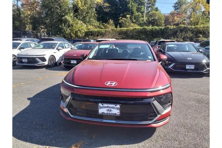 $28830 : Hyundai SONATA 2025 SE 4dr S image 2
