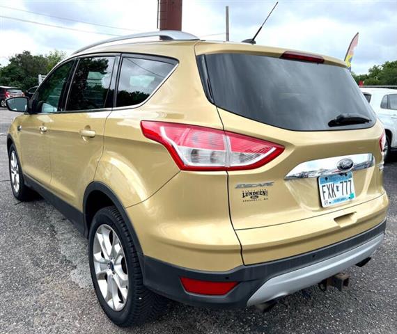 $7995 : 2014 Escape Titanium image 8