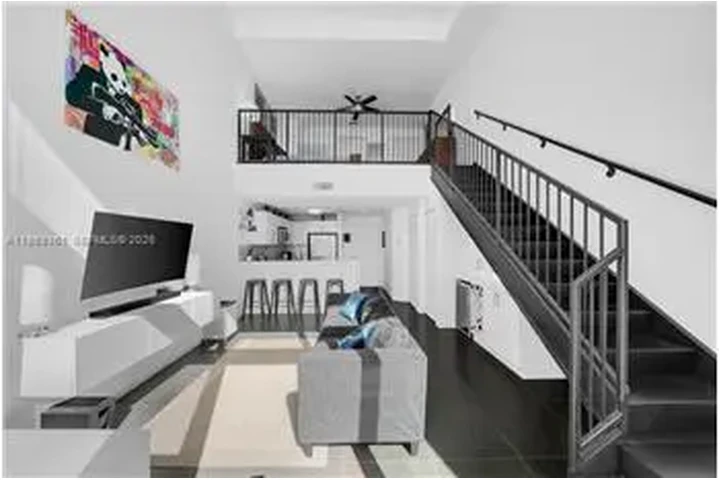 $4000 : Rental property with 1 bedro image 6