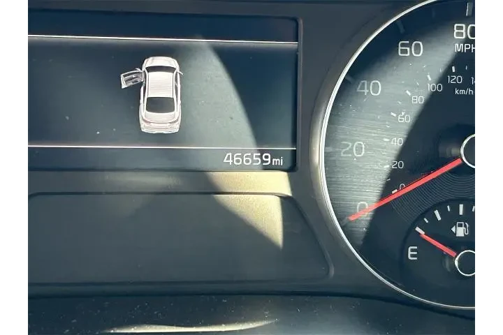 $14653 : Kia Forte 2024 LXS 4dr Sedan image 10