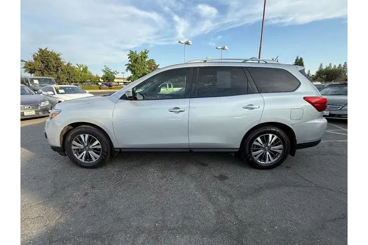 $16195 : Nissan Pathfinder 2017 S 4dr image 7